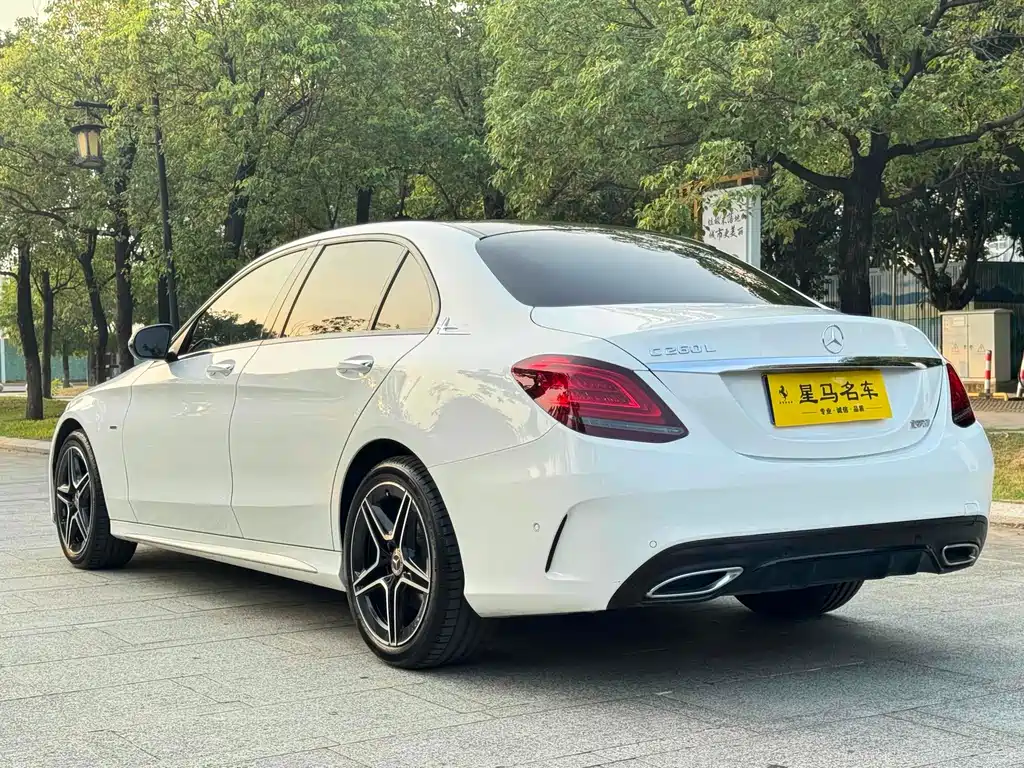 Mercedes-Benz C-Class 2022 — фото 11