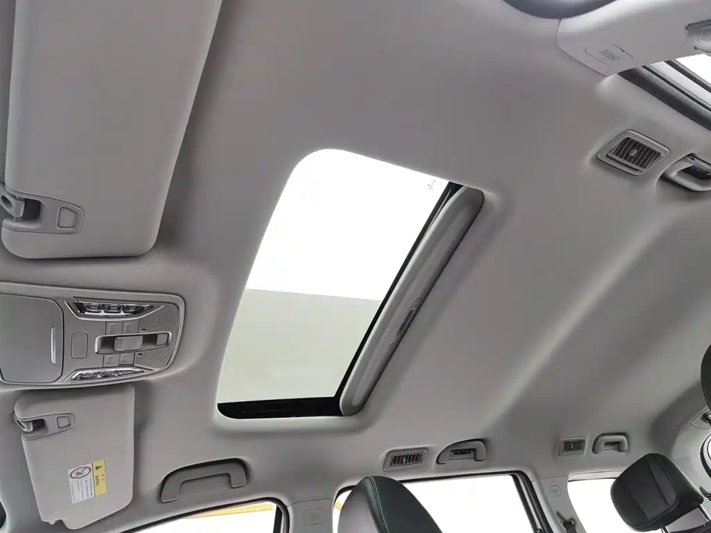GAC Motor Trumpchi M6 2024 — фото 14