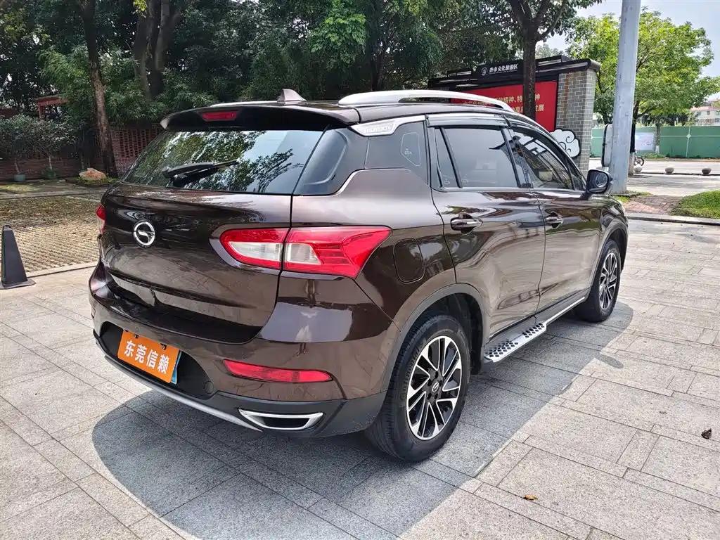 GAC Motor Trumpchi GS4 2016 — фото 5
