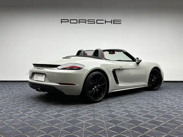 Porsche 718 2023