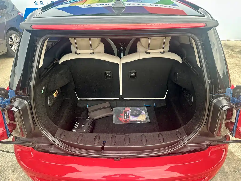 MINI Clubman 2012 — фото 10