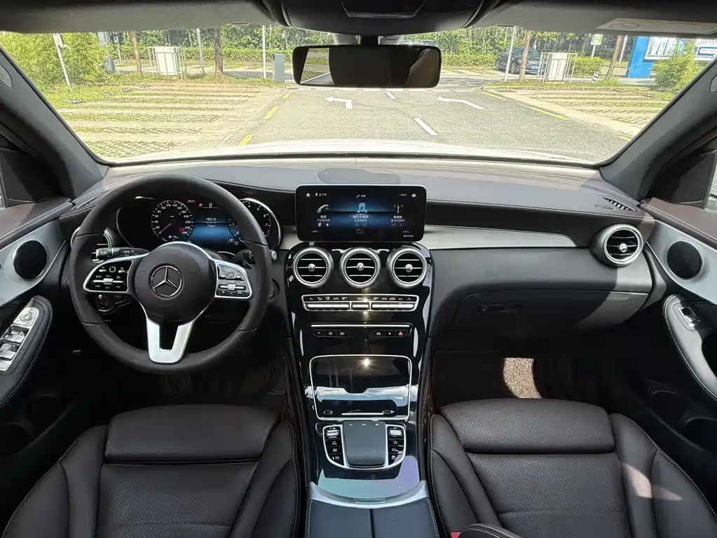 Mercedes-Benz GLC 2020 — фото 10