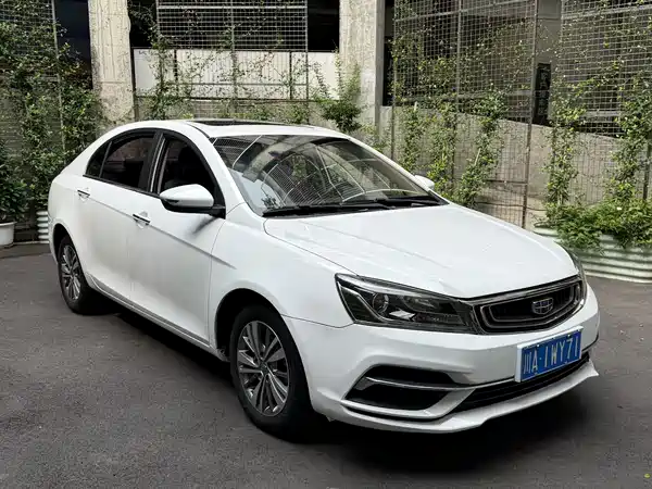Geely Emgrand 2018