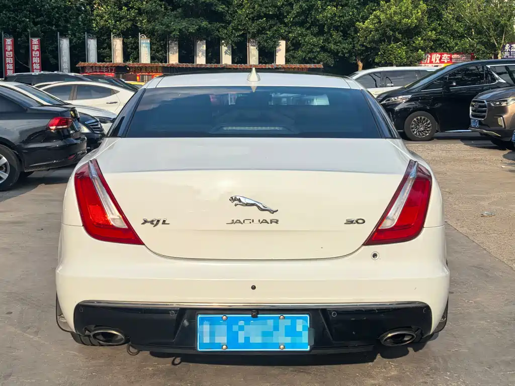 Jaguar XJ 2017