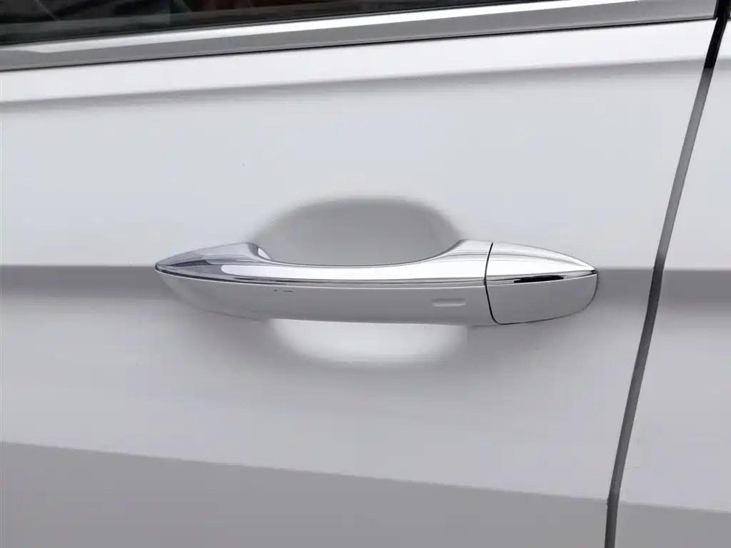 Volkswagen Tiguan L PHEV 2020 — фото 18