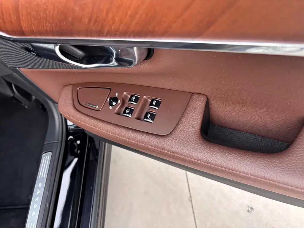 Volvo S90 2019 — фото 14