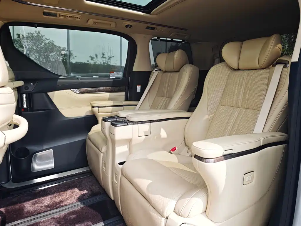 Toyota Alphard 2019 — фото 6