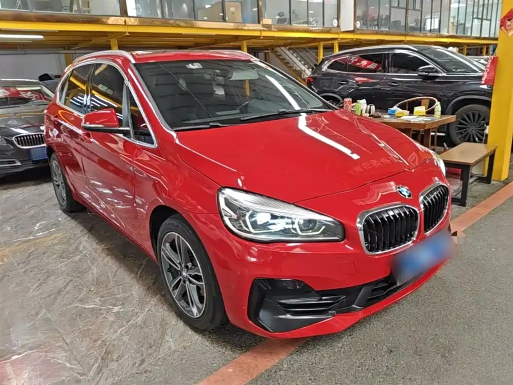 BMW 2 Series Active Tourer 2018 — фото 4