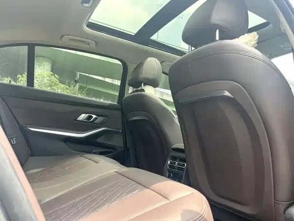 BMW i3 2022