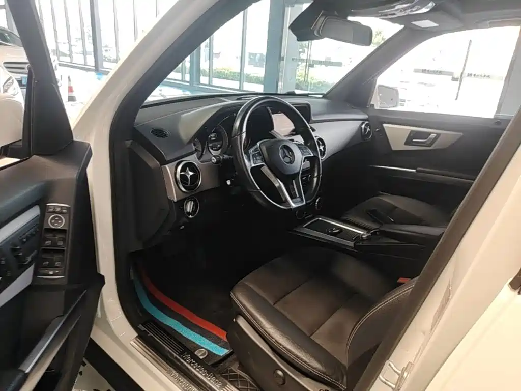 Mercedes-Benz GLK-Class 2015 — фото 15