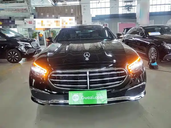Mercedes-Benz E-Class 2023