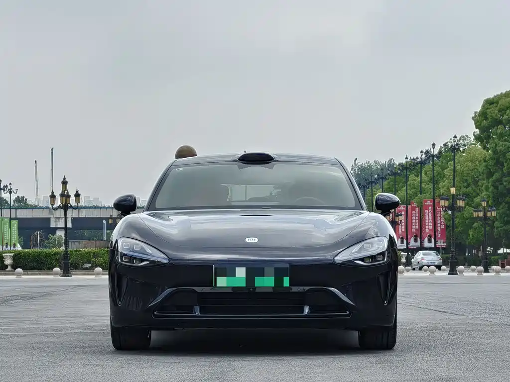 Xiaomi SU7 2025 — фото 2
