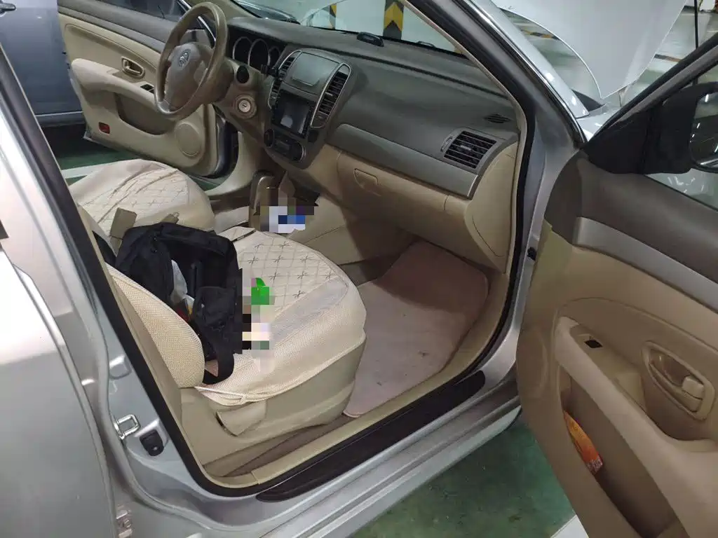Nissan Sylphy 2015 — фото 21
