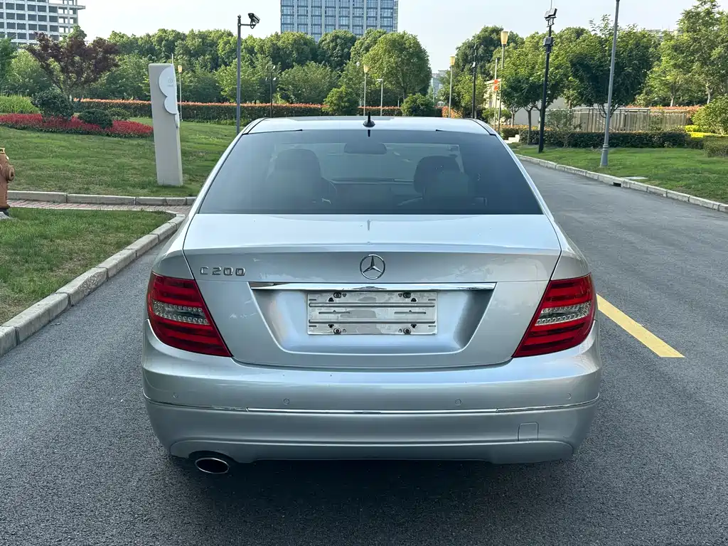 Mercedes-Benz C-Class 2012 — фото 4