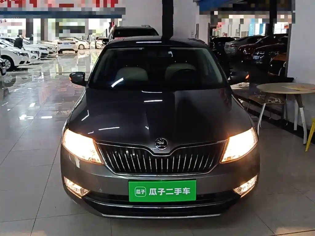 Skoda Rapid 2017 — фото 3