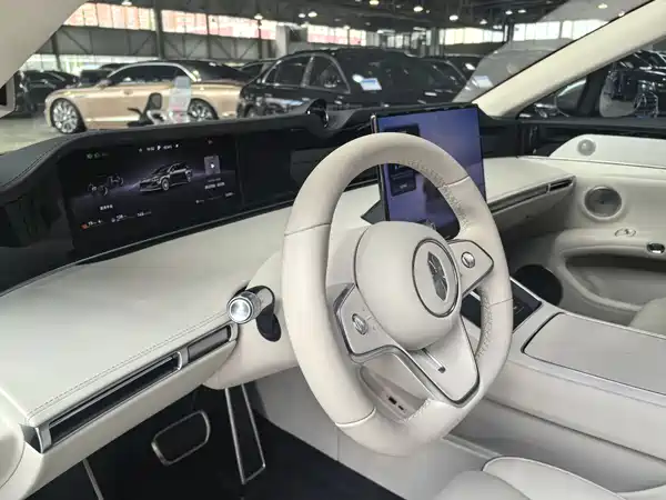 Stelato S9T 2025