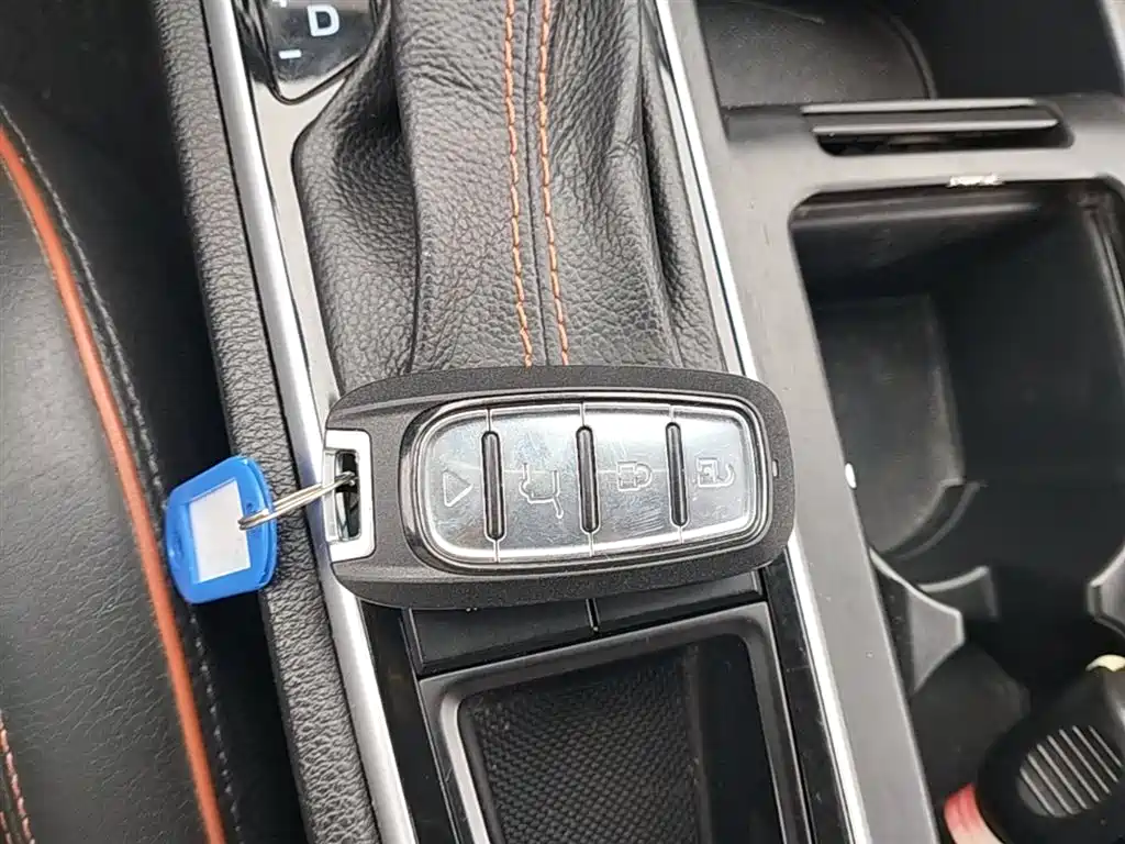 Hyundai Sonata 2016 — фото 9