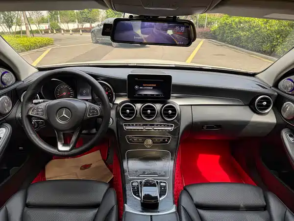 Mercedes-Benz C-Class 2016