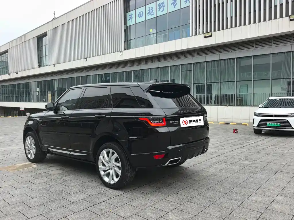 Land Rover Range Rover Sport 2019 — фото 19
