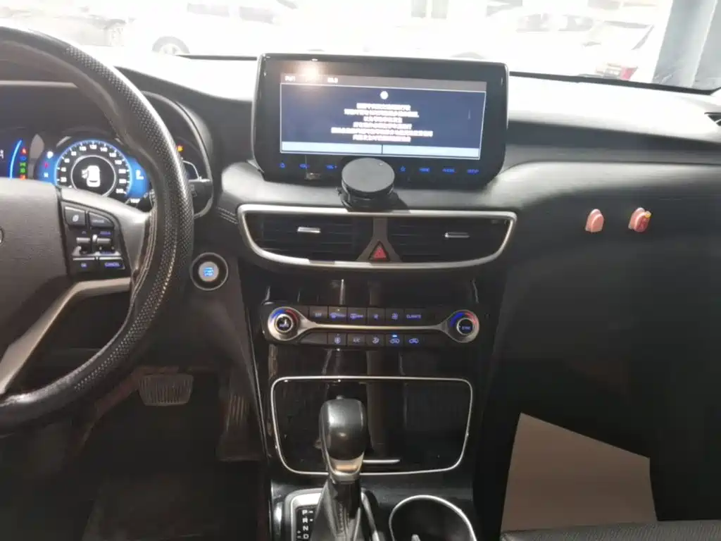 Hyundai Tucson 2020 — фото 13