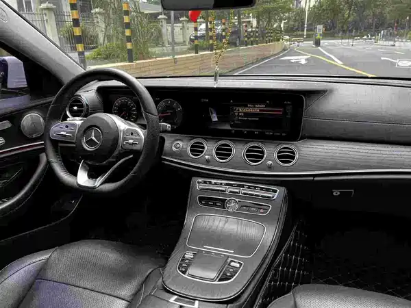 Mercedes-Benz E-Class 2020