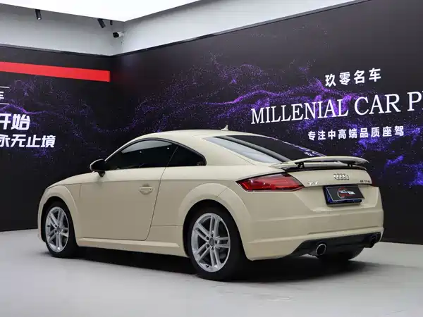Audi TT 2015