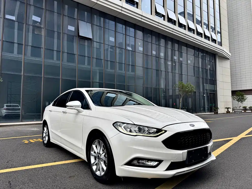 Ford Mondeo 2017 — фото 3