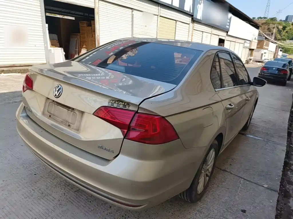 Volkswagen Bora 2016