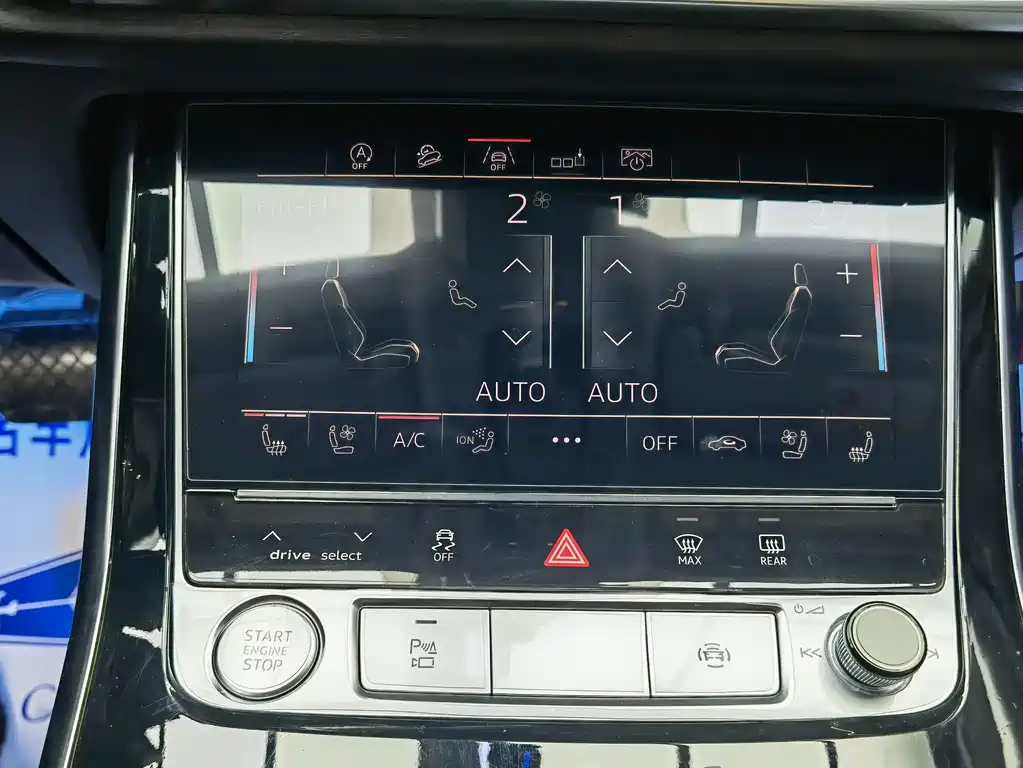 Audi Q7 2020 — фото 13