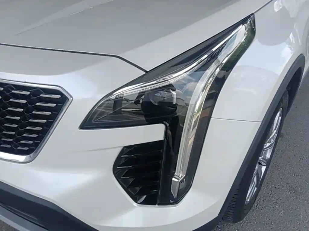 Cadillac XT4 2019 — фото 24