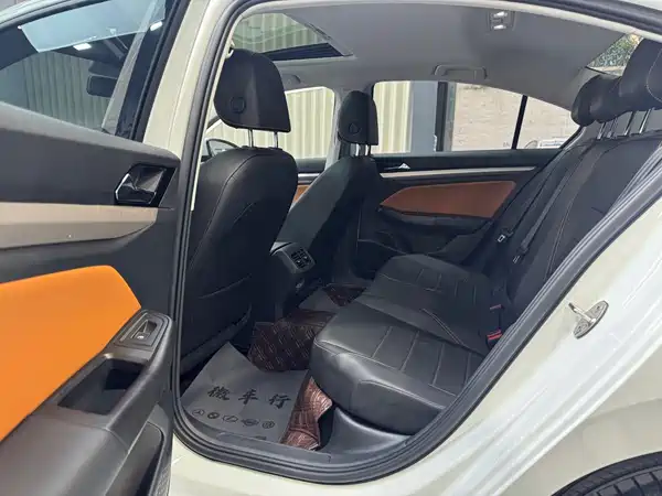 Volkswagen Bora 2023