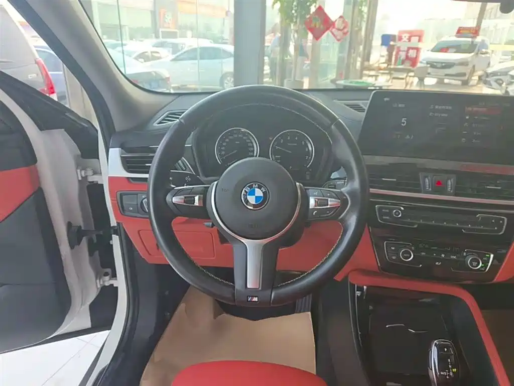 BMW X2 2023 — фото 11