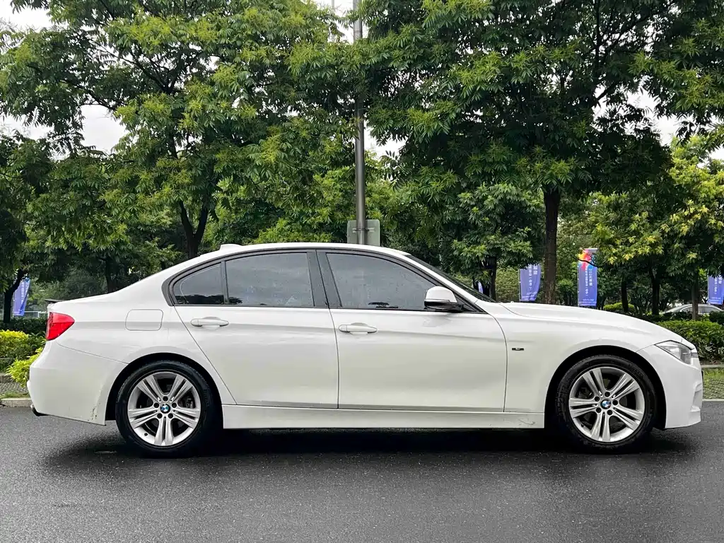 BMW 3 Series 2015