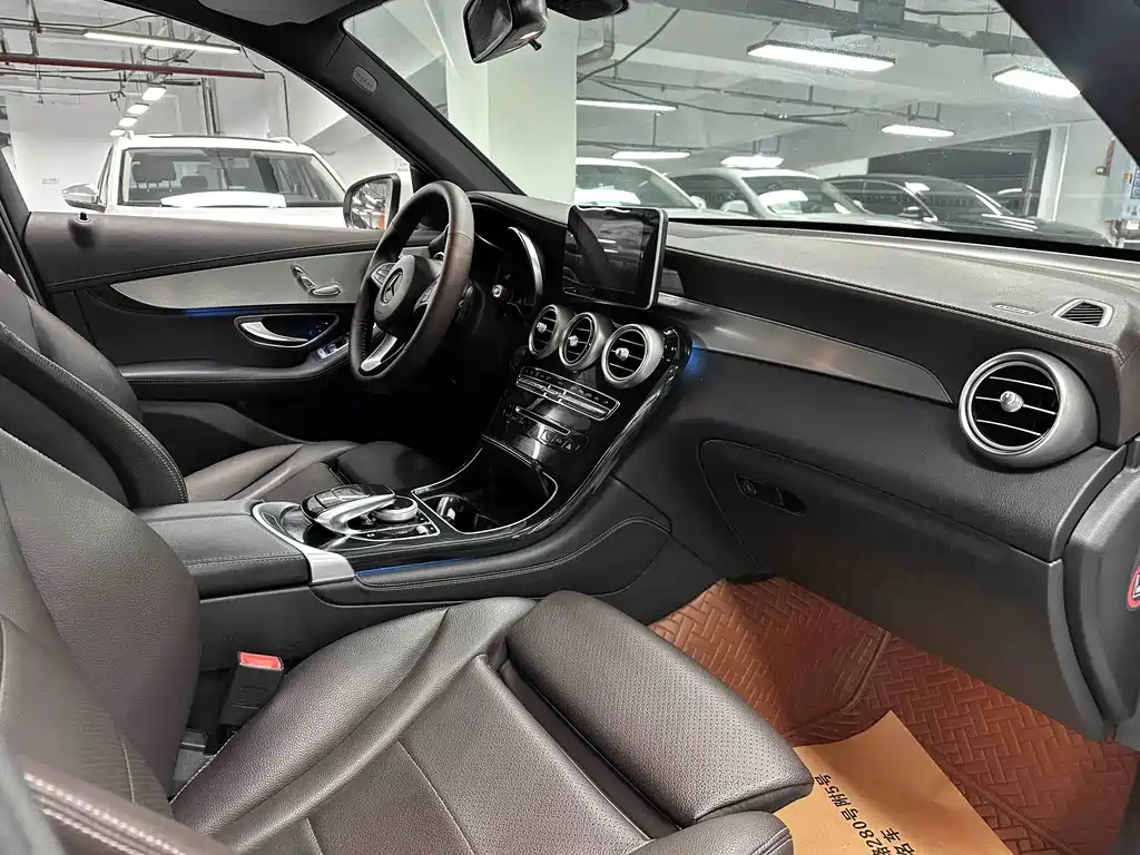 Mercedes-Benz GLC 2018