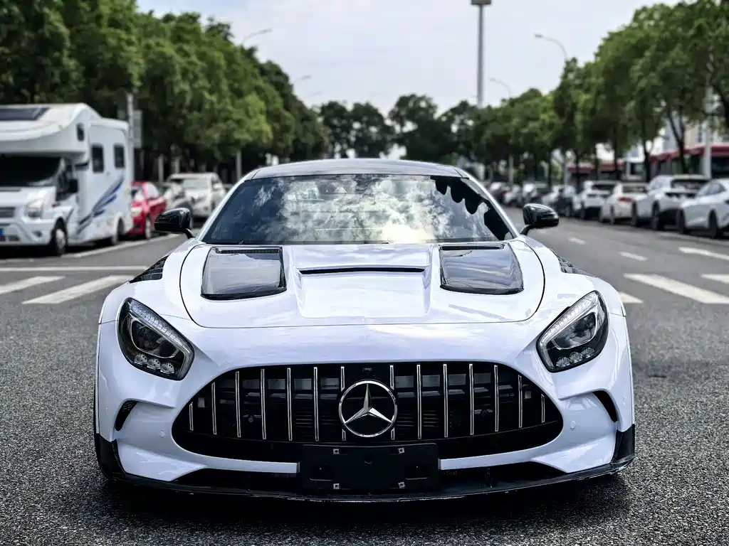 Mercedes-Benz AMG GT 2017 — фото 2