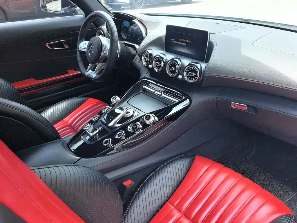 Mercedes-Benz AMG GT 2017 — фото 12