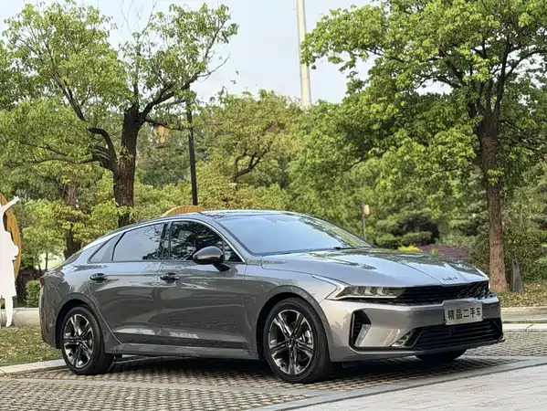 Kia K5 2021