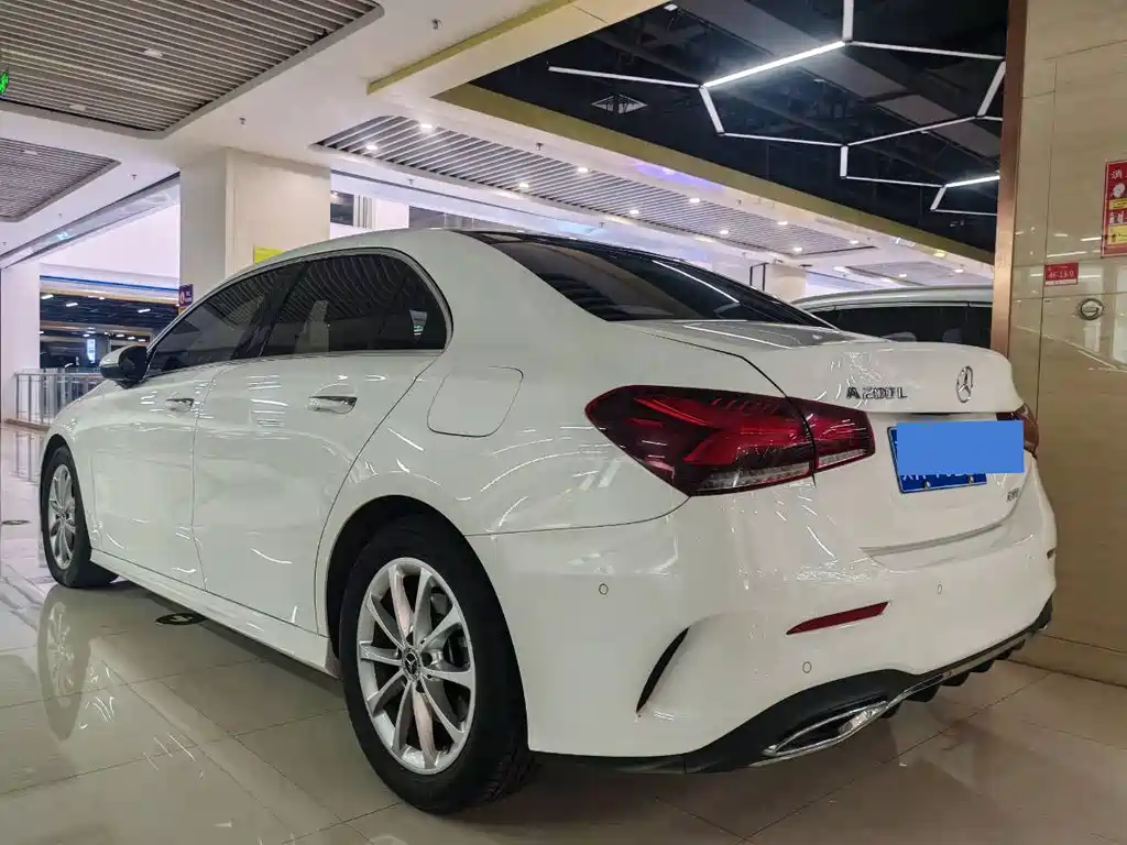 Mercedes-Benz A-Class 2022 — фото 5