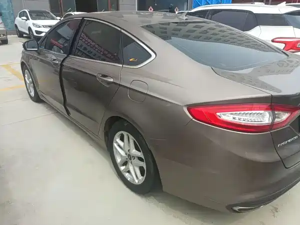 Ford Mondeo 2016