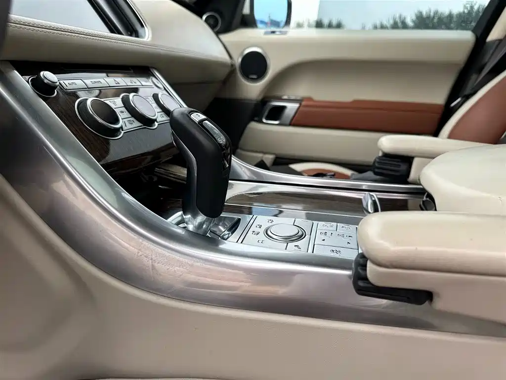 Land Rover Sport 2017 — фото 15