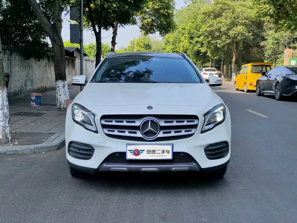 Mercedes-Benz GLA 2019