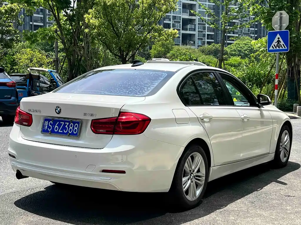 BMW 3 Series 2017