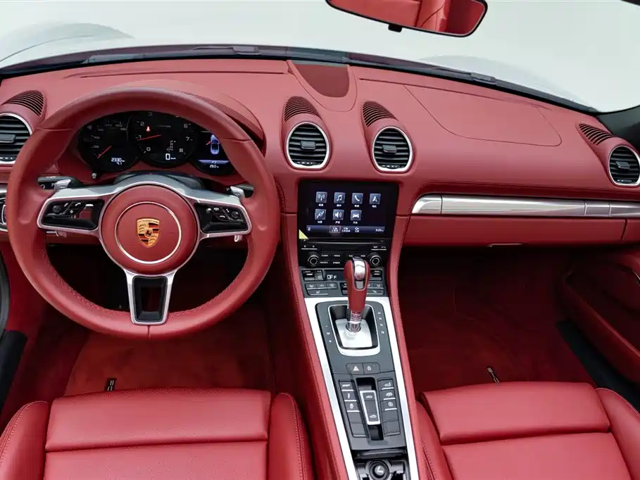 Porsche 718 2025 — фото 12