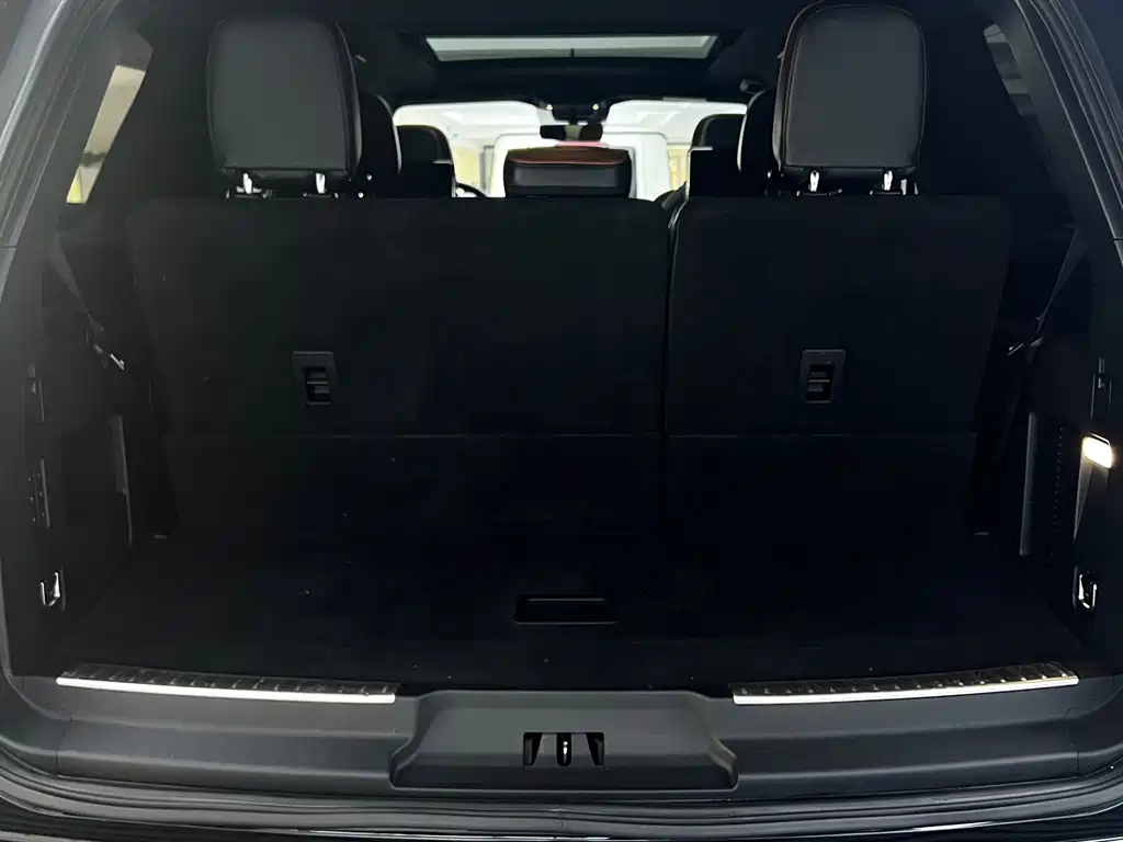Lincoln Navigator 2019 — фото 28