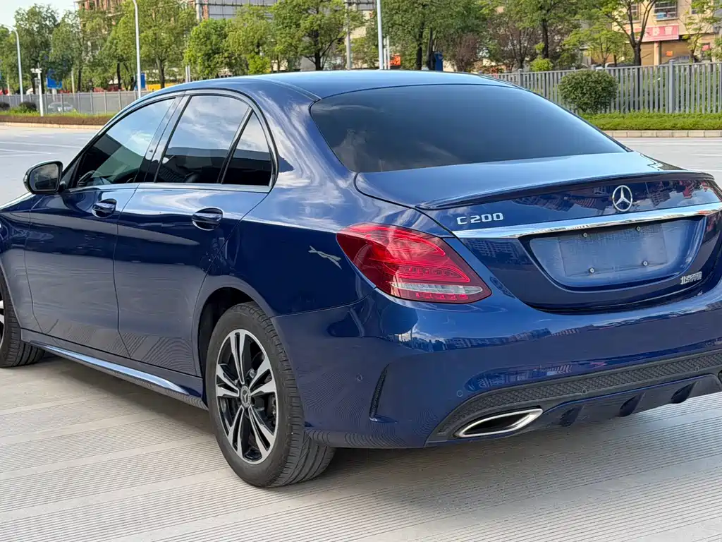 Mercedes-Benz C-Class 2018