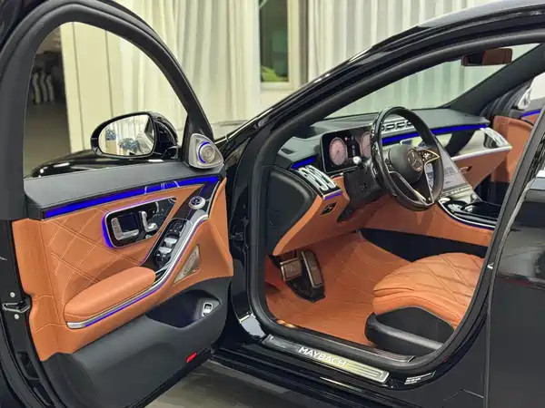 Mercedes-Benz Maybach S-Class 2024