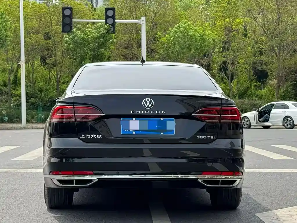 Volkswagen Phideon 2021 — фото 8