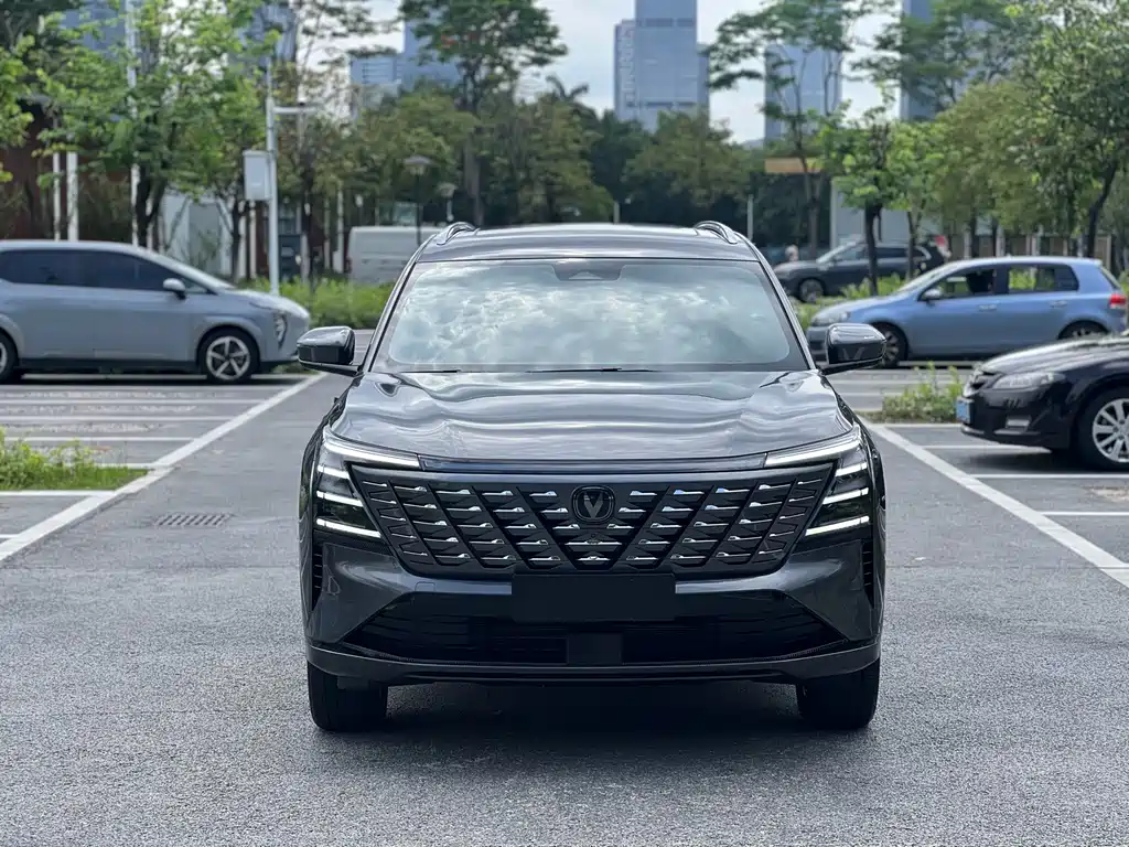 Changan CS75PLUS 2025 — фото 2