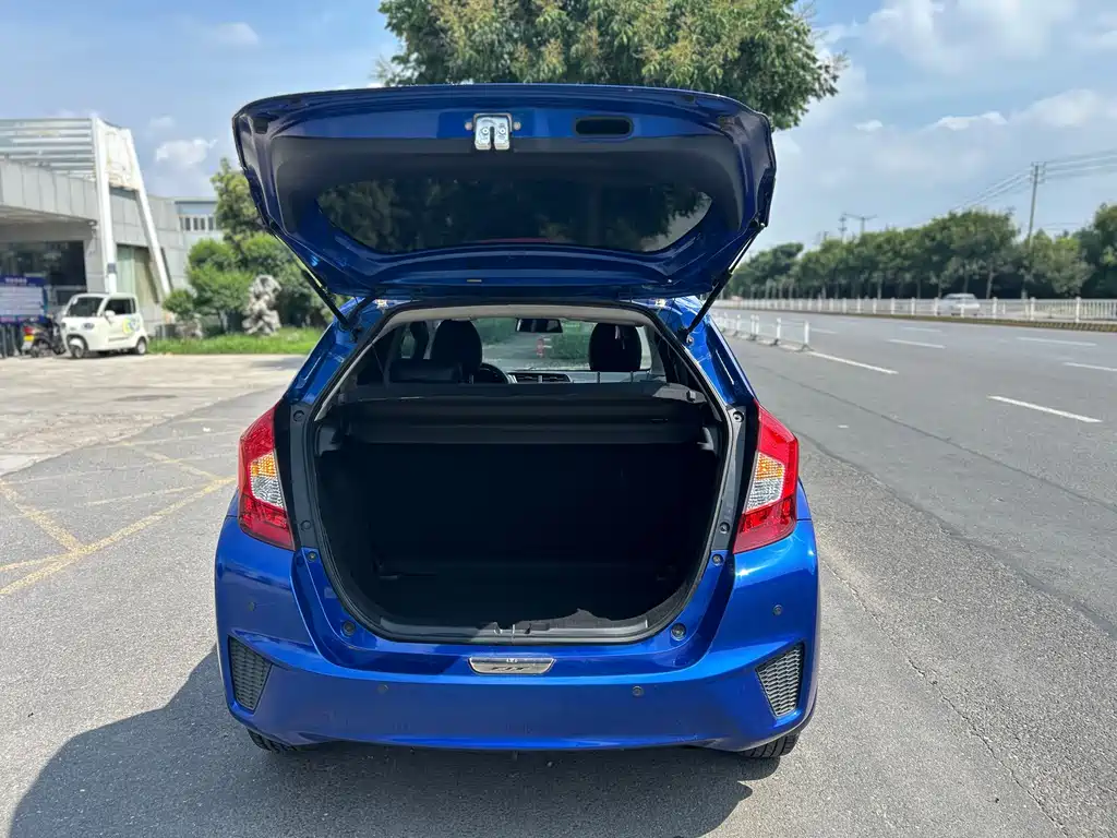 Honda Fit 2016 — фото 17