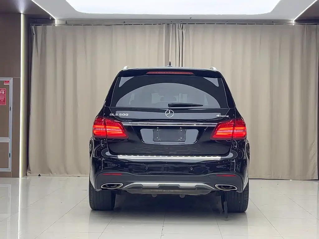 Mercedes-Benz GLS 2017 — фото 17